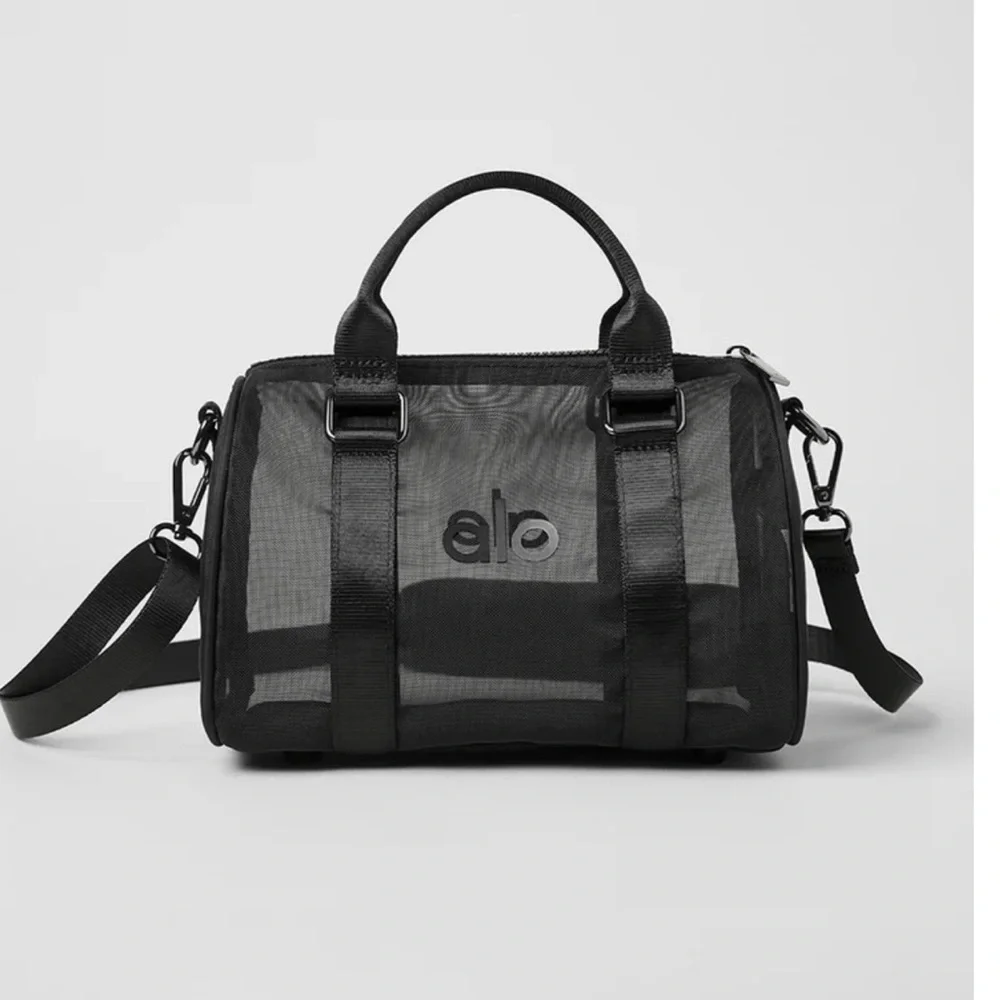 Stylish Black women Bag - Picture 1 of 8